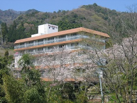 有限会社　八塩館